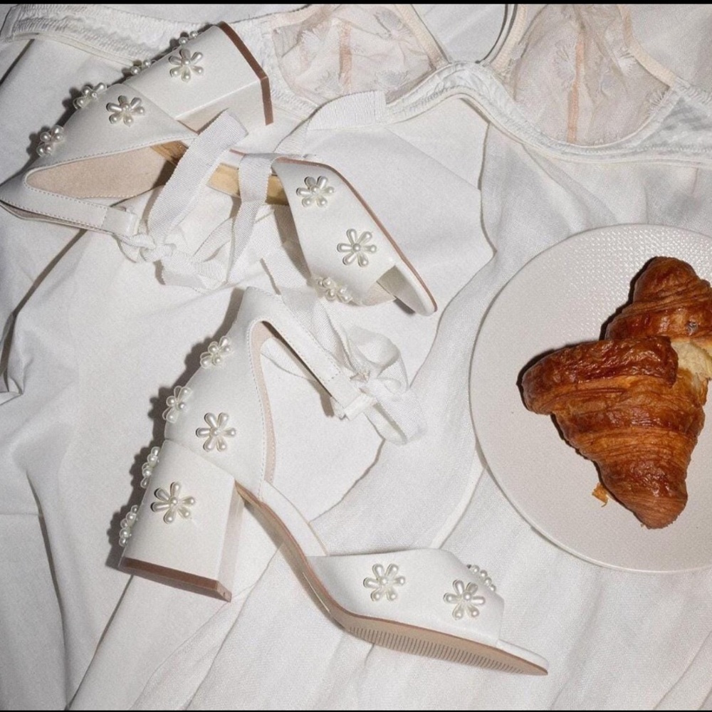 Forever Soles Melody Ivory Bridal Low Block Heels - Picture 3 of 8